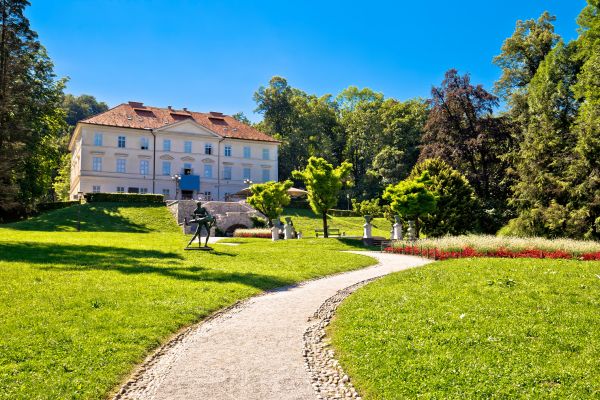 Park Landscape Maintenance in Pasadena